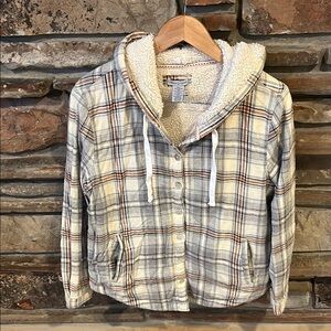 Carbon2Cobalt Weekend Jac-Shirt Cream and Grey Plaid Jacket with Sherpa Lining